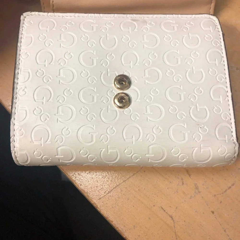Billetera Guess Small Wallet - Picture 2 of 6